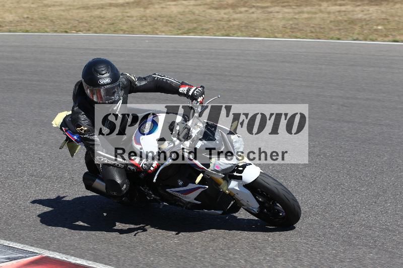 /Archiv-2022/54 13.08.2022 Plüss Moto Sport ADR/Einsteiger/188-1